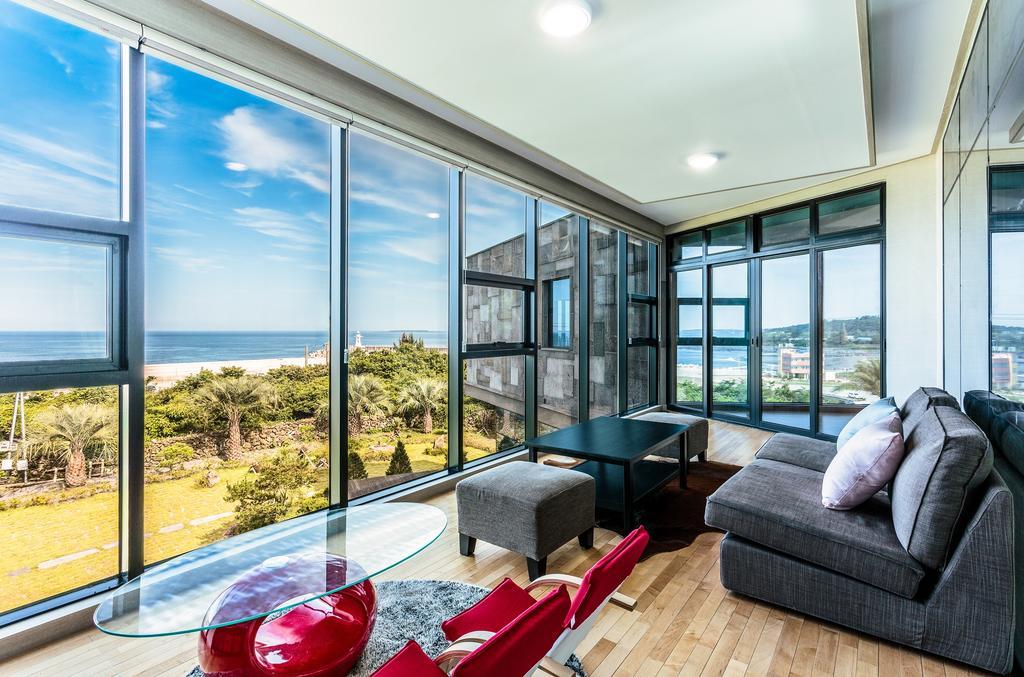 Cobeach Familiar Pension 서귀포 외부 사진