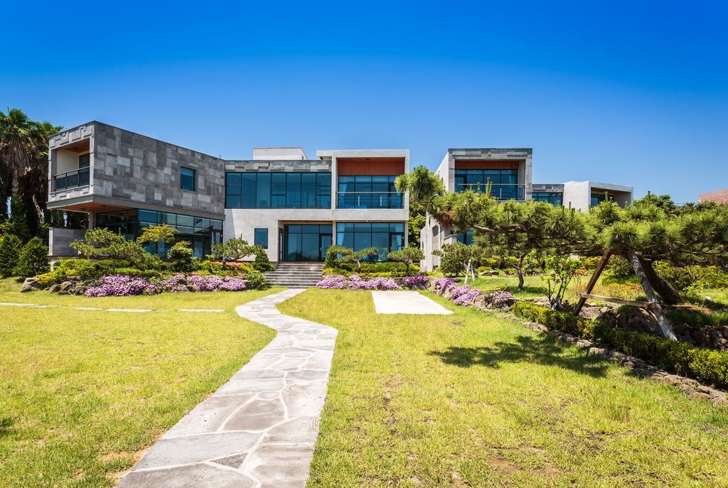 Cobeach Familiar Pension 서귀포 외부 사진